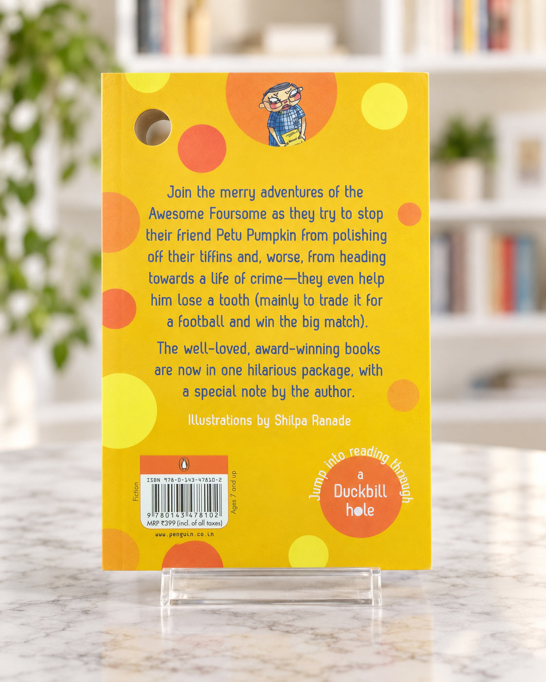 A Whole Lot of Petu Pumpkin, back cover with the story blurb