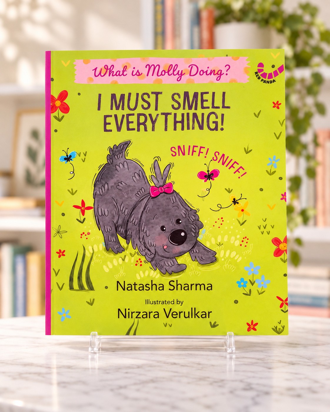 I Must Smell Everything! Front cover
