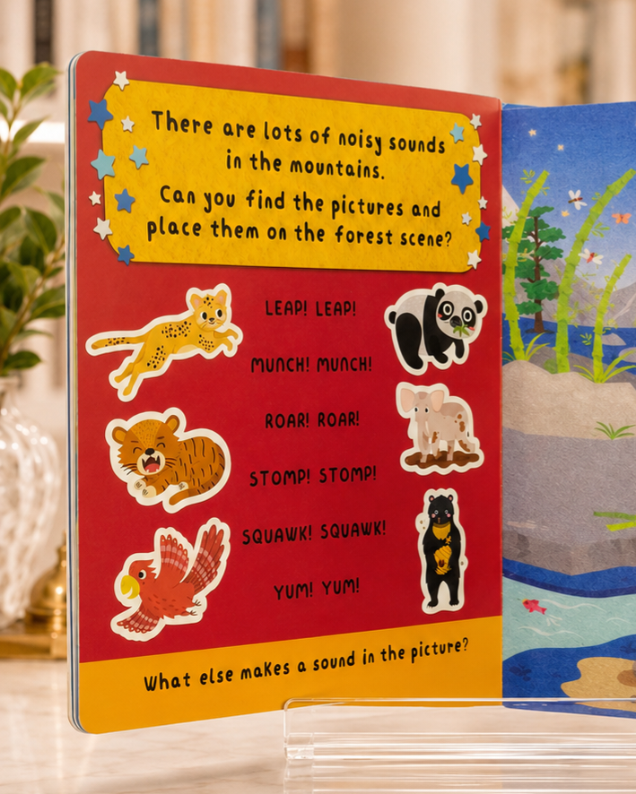 Felt Play & Learn: Animals – inside pages