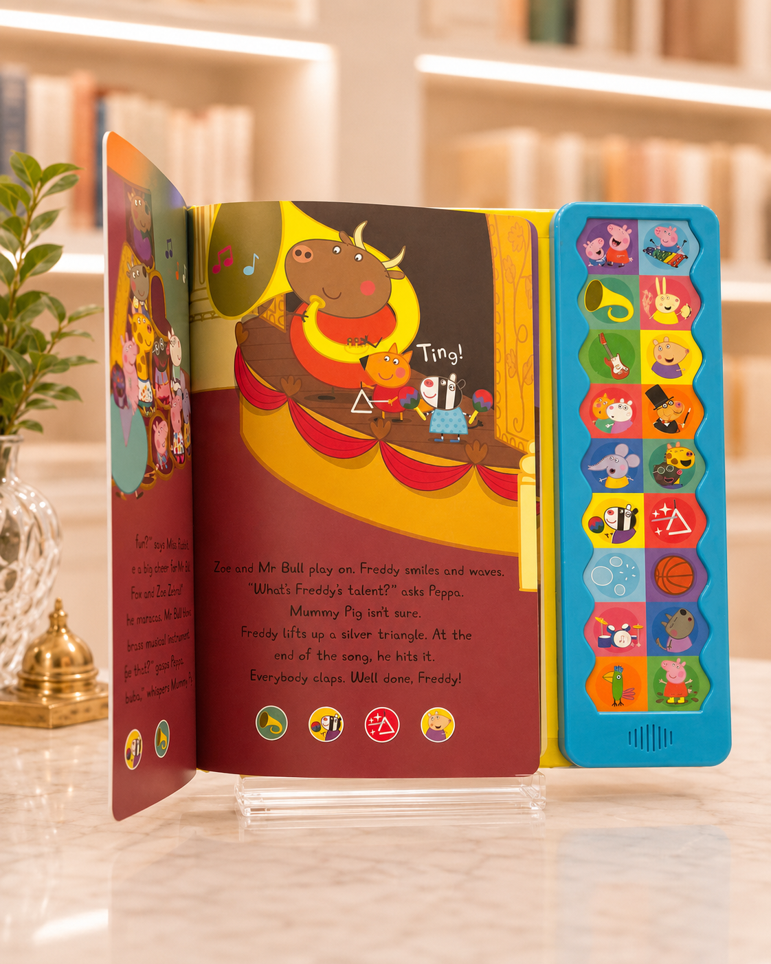 Peppa Pig: Peppa's Talent Show – inside pages
