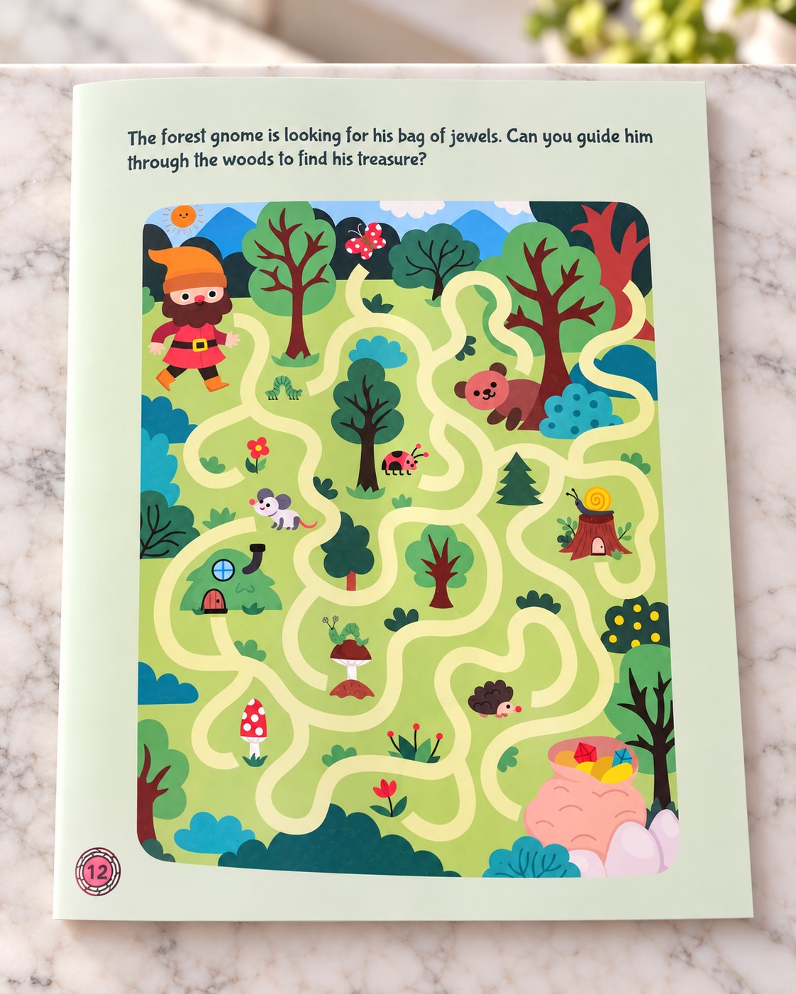 Twist and Turn: A Maze Adventure, inside pages